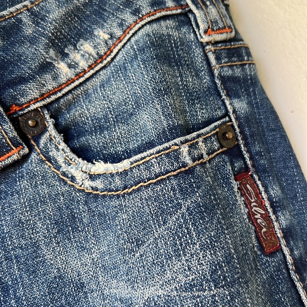 Silver Jeans - Picture 5 of 8
